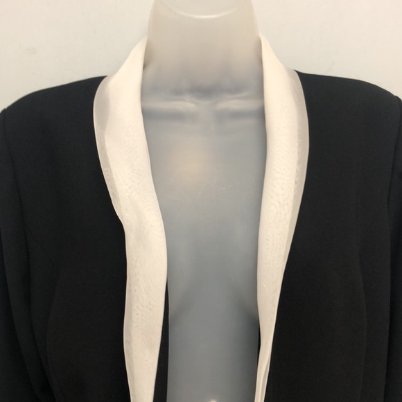 SOLD IN STORE Siasia sheer trim jacket - Picture 2 of 7